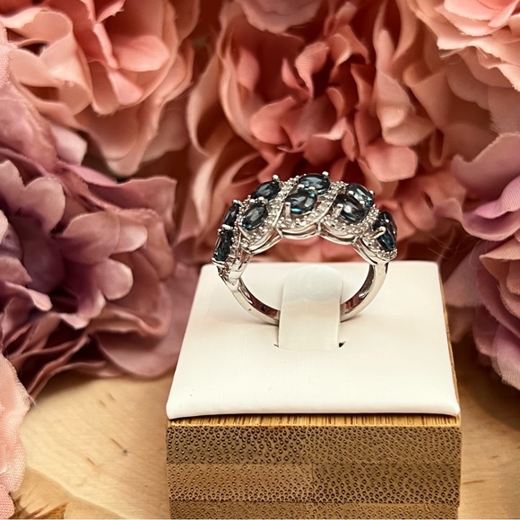 Stunning 3.77 Carat London Blue Topaz Ring with White Topaz Accents - Picture 14 of 17